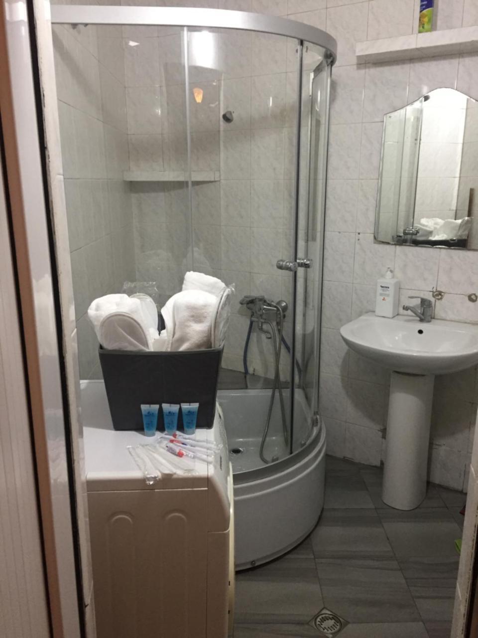 Appartement Agmashenebeli 128 à Tbilissi Extérieur photo